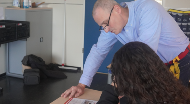 Blog: “Iedere nieuwe leerkracht heeft recht op een coach, je moet jezelf ermee verwennen”